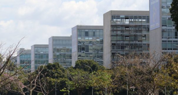 Governo Federal exonera ministros para se candidatarem nas eleições de 2022