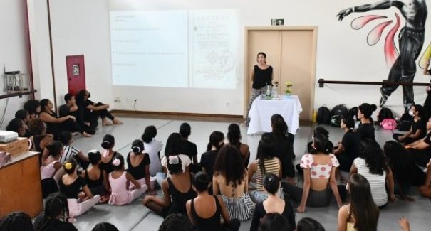 Teatro Arthur Azevedo celebra o Dia Internacional da Dança com programação especial