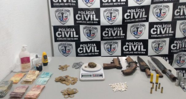 Operação policial desarticula esquema de tráfico de drogas