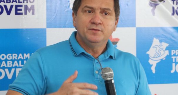 Simplício cobra agilidade do governo federal para entregar creches no MA