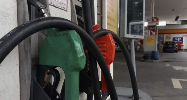 Gasolina e do diesel têm preços mais baratos para as distribuidoras, anuncia Petrobras