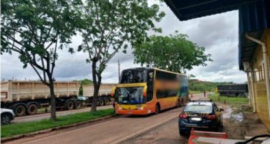 Em Porto Franco, PRF apreende veículo com transporte irregular de passageiros