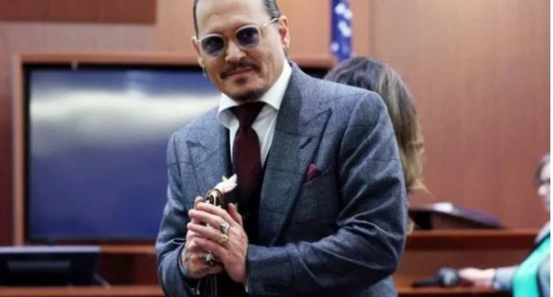 Por acusações de abuso, Disney haveria tirado Depp de ‘Piratas do Caribe’