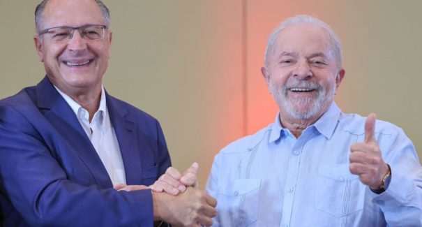 PSB oficializa indicação de Alckmin para ser vice na chapa com Lula