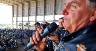 Em motociata, Bolsonaro ataca WhatsApp e ministros do Supremo