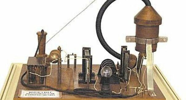 Cem anos do rádio no Brasil: o padre brasileiro que inventou o rádio