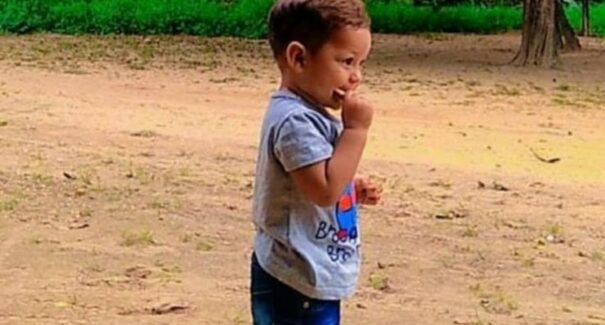 Em Timon, criança de 1 ano cai em bueiro e morre após ser levada pela correnteza