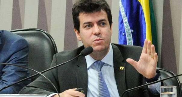 Entenda o fim da emergência sanitária no Brasil