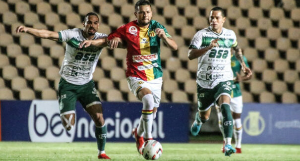 Sampaio Corrêa vence o Guarani e sobe na tabela