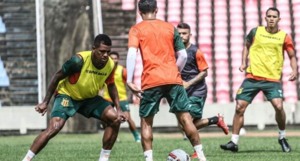 Sampaio Corrêa enfrenta time que ainda não venceu na Série B