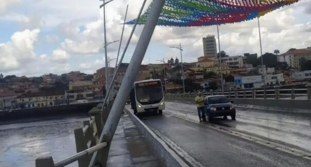 Tráfego volta ao normal na Ponte do São Francisco