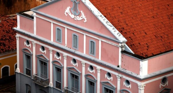 Teatro Arthur Azevedo suspende eventos para serviço de manutenção