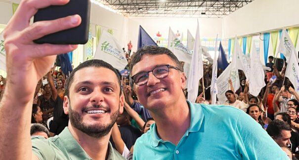 Deputado Wendell Lages é aplaudido pela população de Bacabal