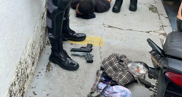 Duas armas de fogo falsas são apreendidas pela polícia e suspeitos são presos, em São Luís
