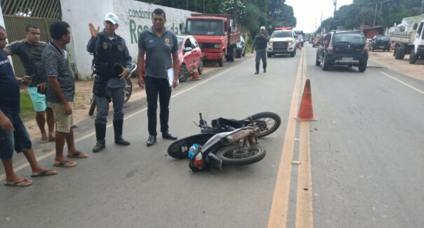 Motoqueiro morre em acidente após colidir com caminhão, na estrada de São José de Ribamar