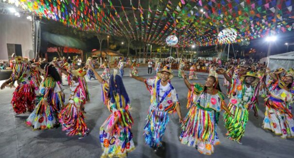 Confira a programação dos arraiais da Grande Ilha para este domingo (26)