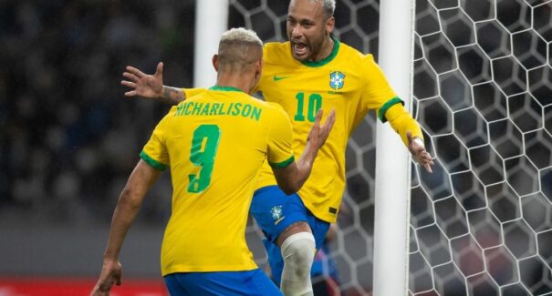 Brasil vence Japão em amistoso preparatório para a Copa do Catar