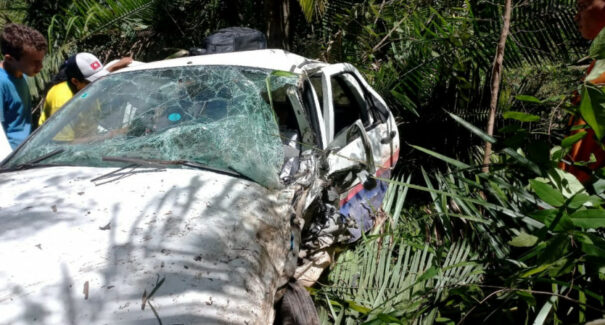 Acidente entre dois veículos na BR-222 deixa três pessoas feridas