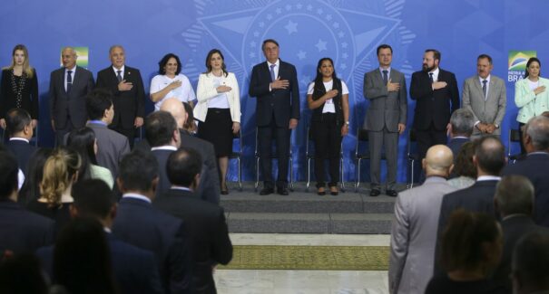 Governo lança curso com orientações sobre casamento