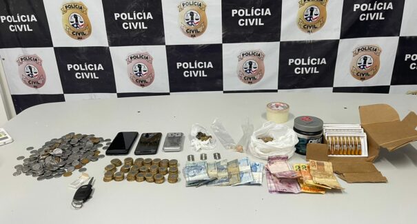 Em São Luís, a Polícia Civil prende casal suspeito de traficar drogas dentro de casa