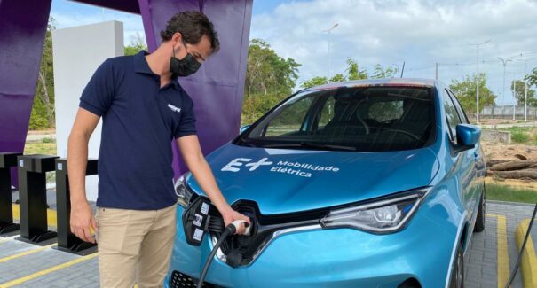 Palestra aborda proposta de mobilidade elétrica como alternativa mais sustentável