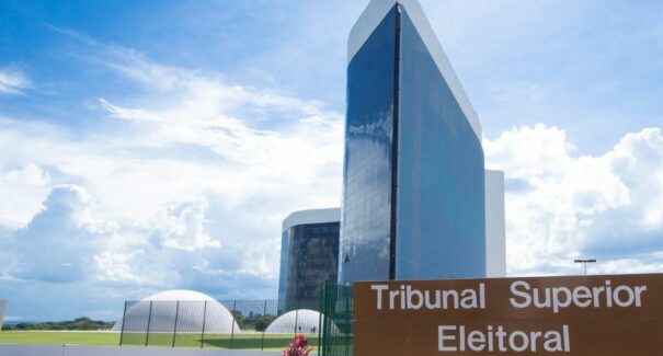 Segundo TSE, R$ 605 milhões em transferências suspeitas de campanhas são identificadas