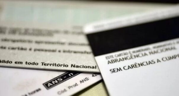 Quase 50% precisam ajustar orçamento para não perder plano de saúde