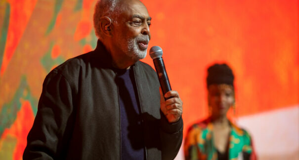 No Google: Gilberto Gil ganha museu virtual com gravações históricas