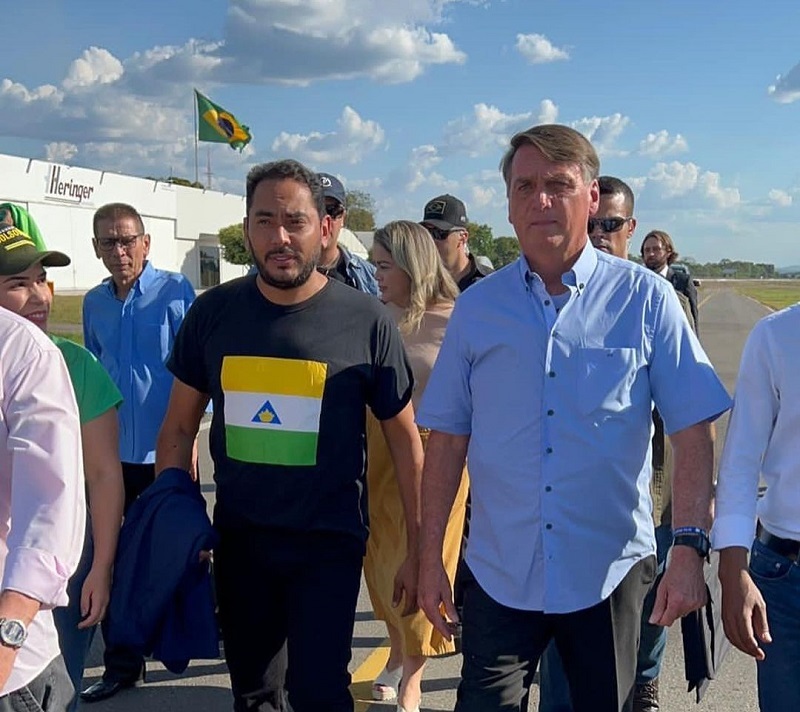 Em visita ao Maranhão, Bolsonaro participa de 'motociata' e de eventos religiosos | O Imparcial