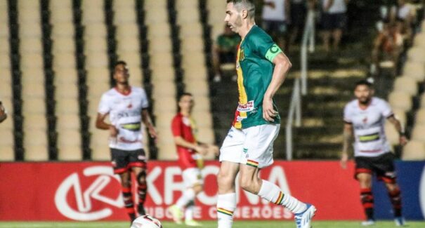 Sampaio Corrêa vence o Ituano-SP por 2 a 0 e continua invicto no Castelão