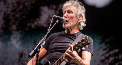 Cantor Roger Waters deixa mensagens a fãs que reclamam de suas posições políticas