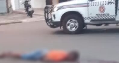 Criminoso morre baleado após tentativa de assalto contra policial militar