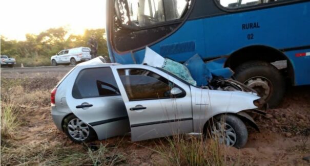 Colisão entre carro e ônibus deixa quatro vítimas fatais na MA-034