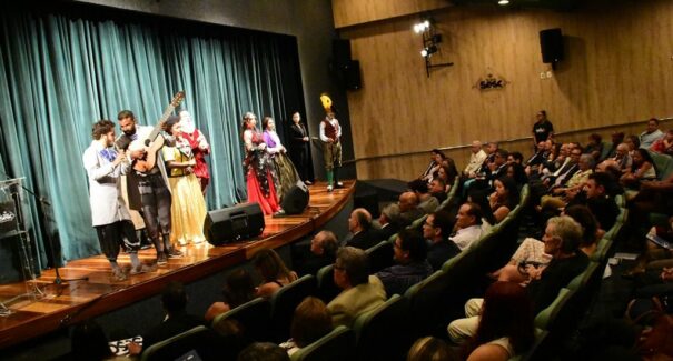 Teatro Sesc divulga agenda de férias com shows e apresentações culturais; confira!