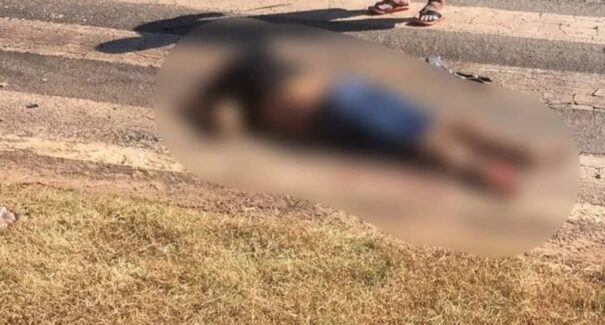 Em protesto a morte de idoso atropelado por caminhão, moradores ateiam fogo em pneus