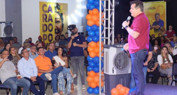 Simplício usa redes sociais para divulgar gastos feitos na convenção do Solidariedade