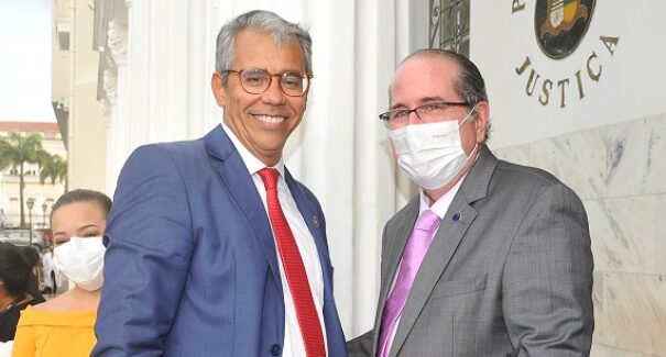 Paulo Velten retoma presidência do TJMA após 30 dias como governador