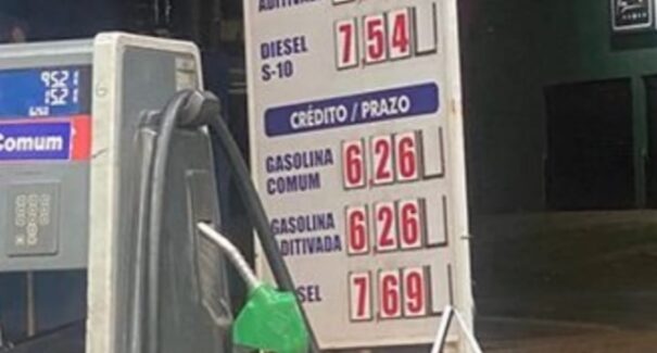 Preço da gasolina fica abaixo dos R$ 6 na Ilha