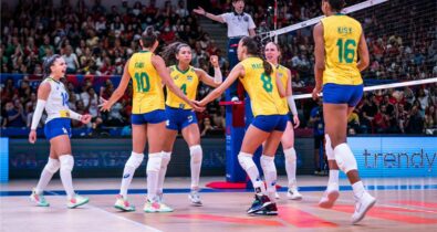 Brasileiras derrotam a Sérvia e vão à final da Liga das Nações de Vôlei