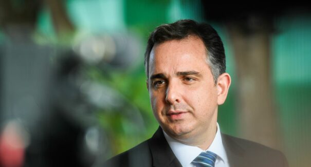 Rodrigo Pacheco assume Presidência da República por quatro dias
