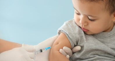 Começa distribuição de 740 mil doses de Coronavac para vacinação de crianças