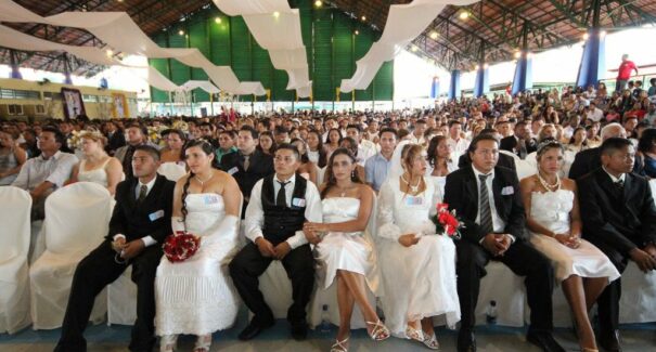 Casamento comunitário reúne 350 casais no Multicenter Sebrae neste sábado (13)