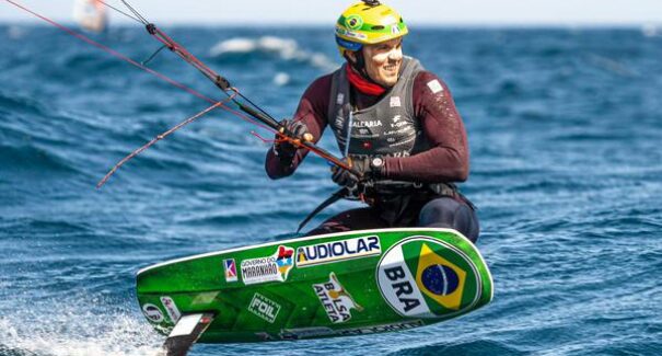 Kitesurf maranhense Bruno Lobo fica no Top 10 em etapa do Circuito Mundial