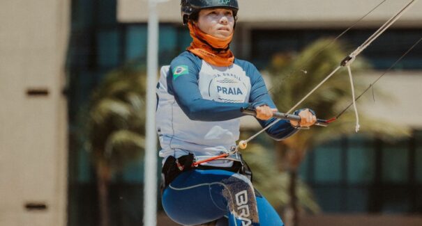 Kitesurfista maranhense Socorro Reis vence competição nacional em Fortaleza