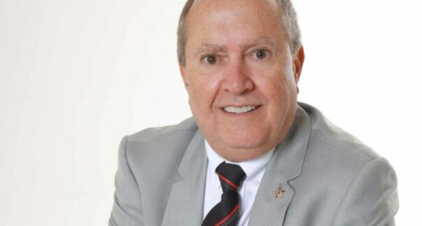 Eduardo Nicolau divulga nota de esclarecimento após manifestação da bancada federal