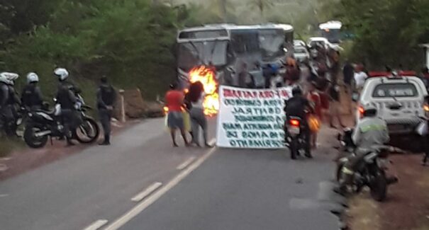 Moradores do bairro Quebra-Pote não querem empresa de ônibus