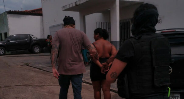 Mulher é presa suspeita pelo crime de tráfico de drogas em São José de Ribamar