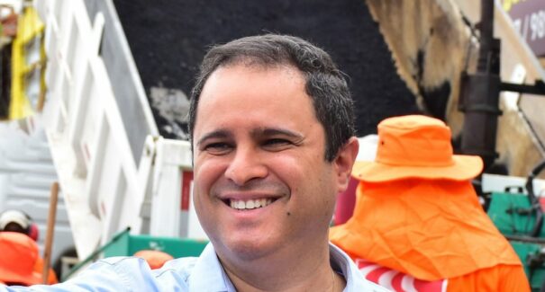 Edivaldo Holanda Júnior é internado no Hospital UDI e tem agenda de campanha suspensa