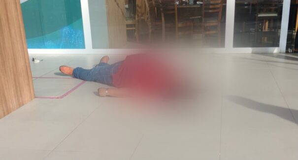 Homem é assassinado em prédio comercial de luxo, na Avenida dos Holandeses