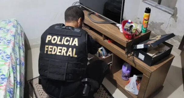 Polícia Federal desarticula grupo criminoso dedicado à prática de crimes cibernéticos